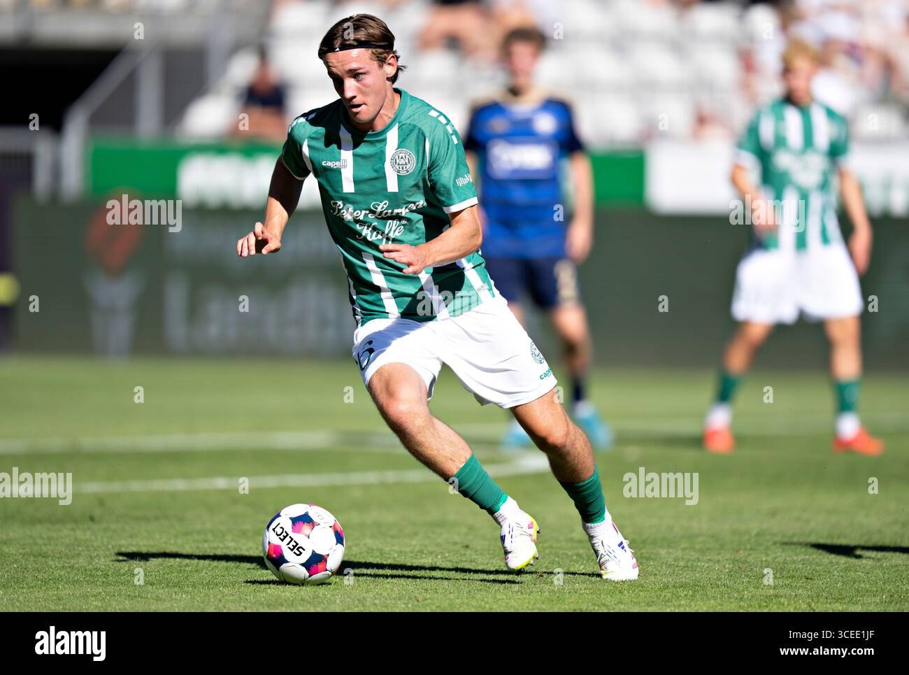 Viborg, Danimarca. 17 agosto 2025. I Mads Soendergaard di Viborg nel match di Super League tra Viborg FF e Silkeborg IF all'Energi Viborg Arena, domenica 17 agosto 2025. (Foto: Henning Bagger /Ritzau Scanpix) credito: Ritzau/Alamy Live News Foto Stock