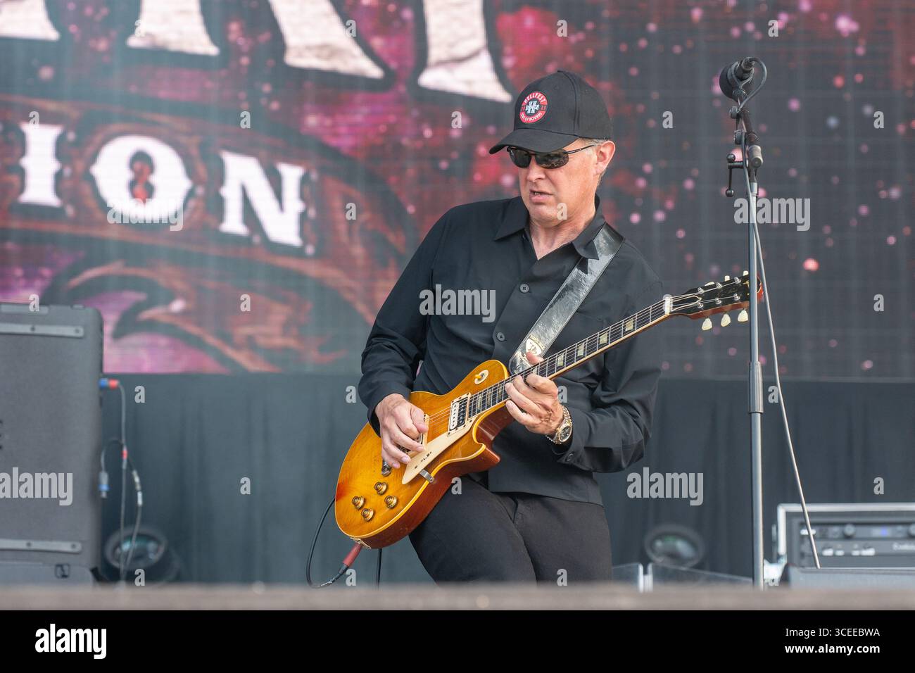 21 giugno 2025: Joe Bonamassa dei Black Country Communion si esibisce all'Hellfest Open Air festival di Clisson, in Francia Foto Stock