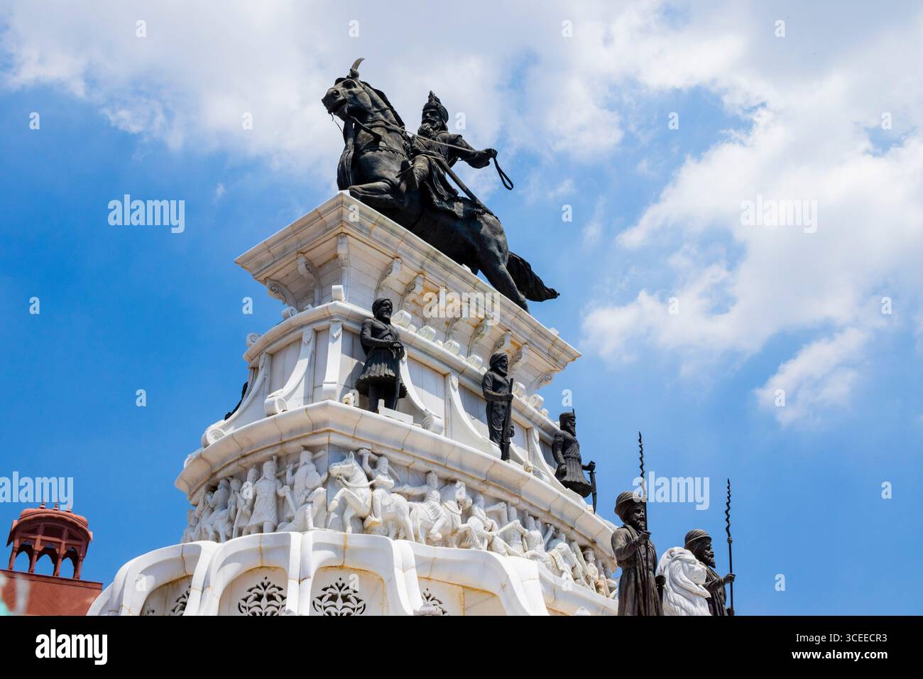 Statua del Maharaja Ranjit Singh ad Amritsar Foto Stock