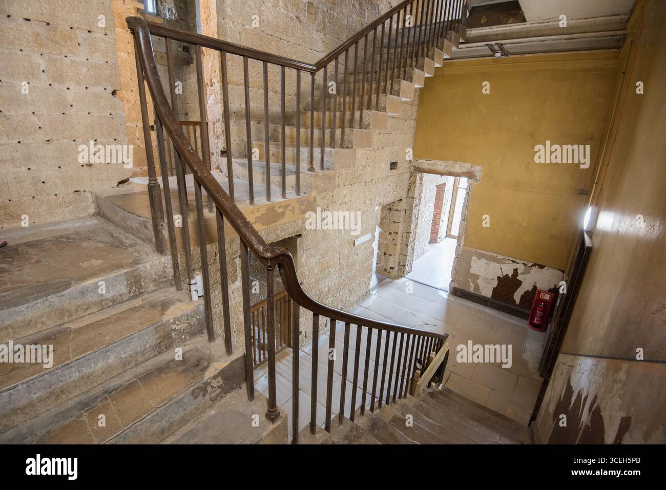 Belsay Hall Castle & Gardens English Heritage Mansion, castello nedievale e Quuarry Gardens Nr Morpeth, Northumberland, NE20 0DX Foto Stock