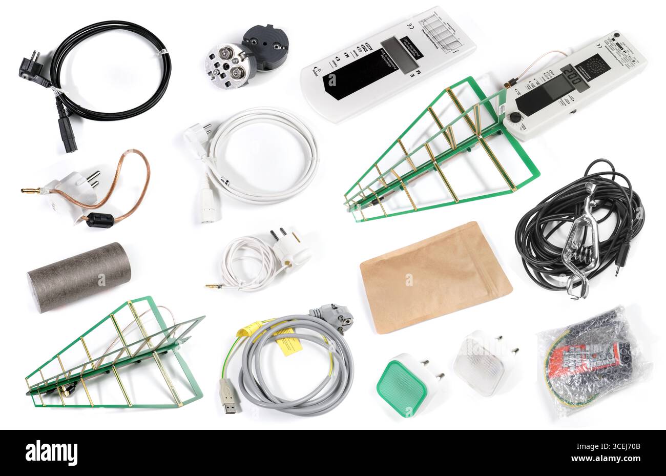 Cavi elettrici e strumenti e apparecchiature di protezione EMF Foto Stock