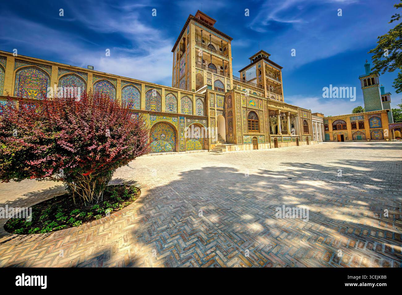 Palazzo del Golestan, sito dell'UNESCO a Teheran, Iran. Splendido arredamento persiano, perfetto per progetti culturali e storici. Foto Stock
