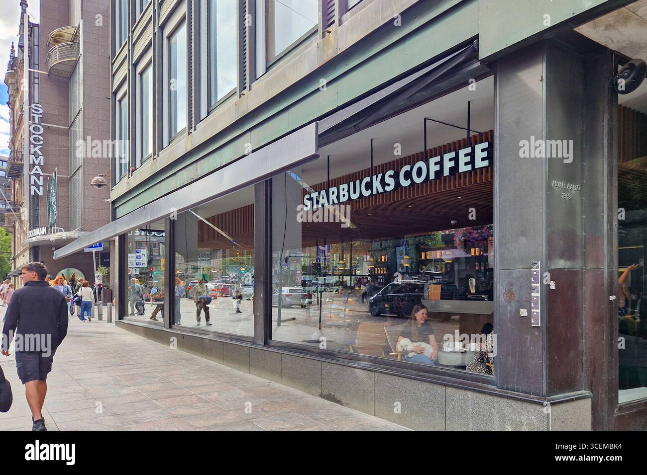 Helsinki, Finlandia - 17 agosto 2025: - Immagine stock catturata con smartphone
