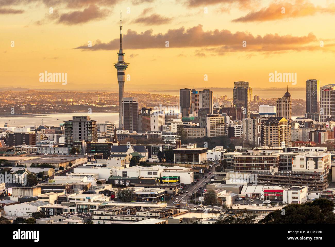 Vista della città dal Monte Eden, Auckland, nuova Zelanda lunedì 18 agosto 2025. Foto: David Rowland / One-Image.com Foto Stock
