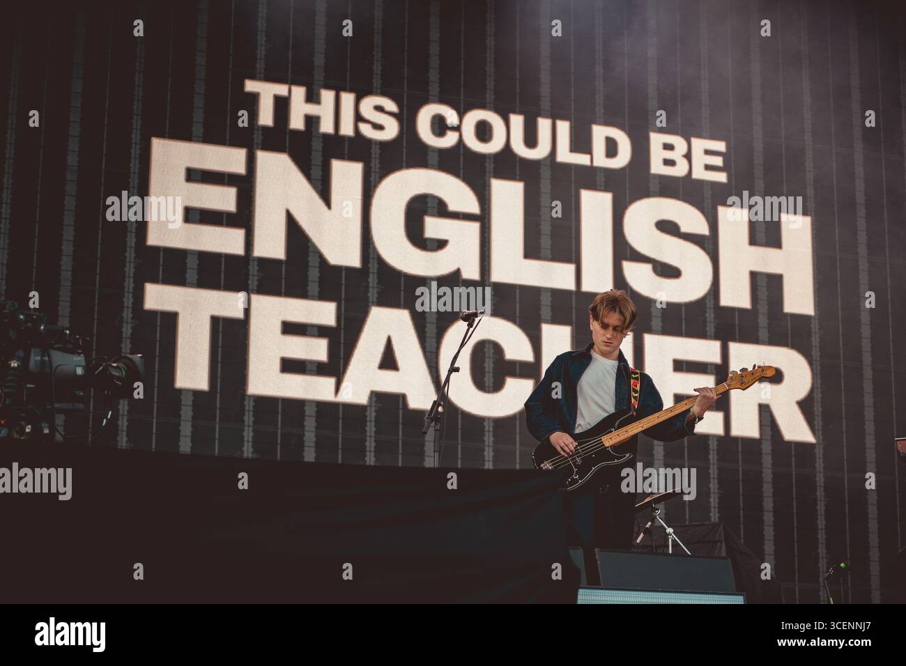 English Teacher band live dal Wythenshawe Park a Wythenshawe Manchester UK by Adam Edwards 15.08.2025 Foto Stock