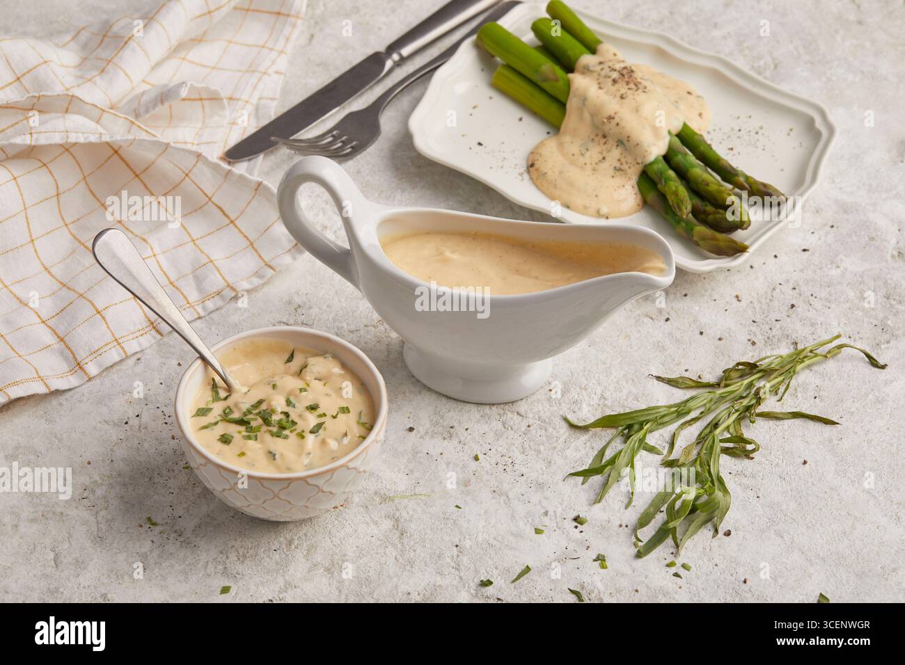 Salsa hollandaise e bearnaise Foto Stock