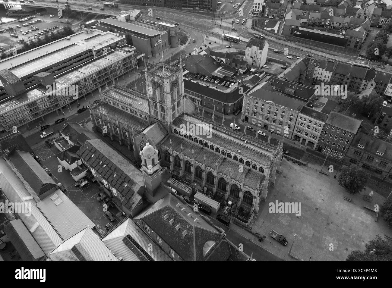 Le vedute areali di Hull Minster sono una chiesa anglicana nel centro di Hull. La chiesa era chiamata Chiesa della Santissima Trinità. East Riding dello Yorkshire, Inghilterra Foto Stock
