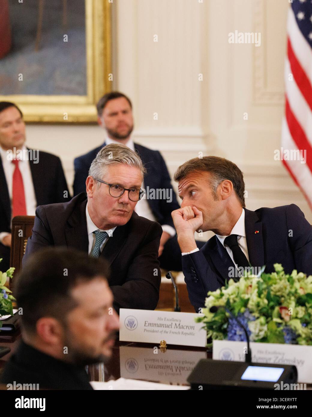 WASHINGTON DC, USA - 18 agosto 2025 - il primo ministro britannico Keir Starmer incontra il presidente ucraino, Volodymyr Zelenskyy, il primo ministro italiano Giorgia Foto Stock