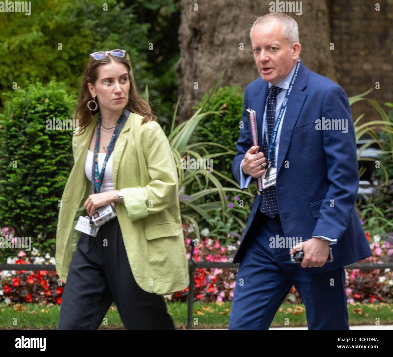 Londra, Regno Unito. 19 agosto 2025. Air Chief Marshal Sir Richard Knighton KCB ADC FREng, recentemente nominato Capo di Stato maggiore della difesa, a Downing Street Londra Regno Unito, assumerà formalmente il ruolo dell'ammiraglio Sir Tony Radakin a settembre Credit: Ian Davidson/Alamy Live News Foto Stock