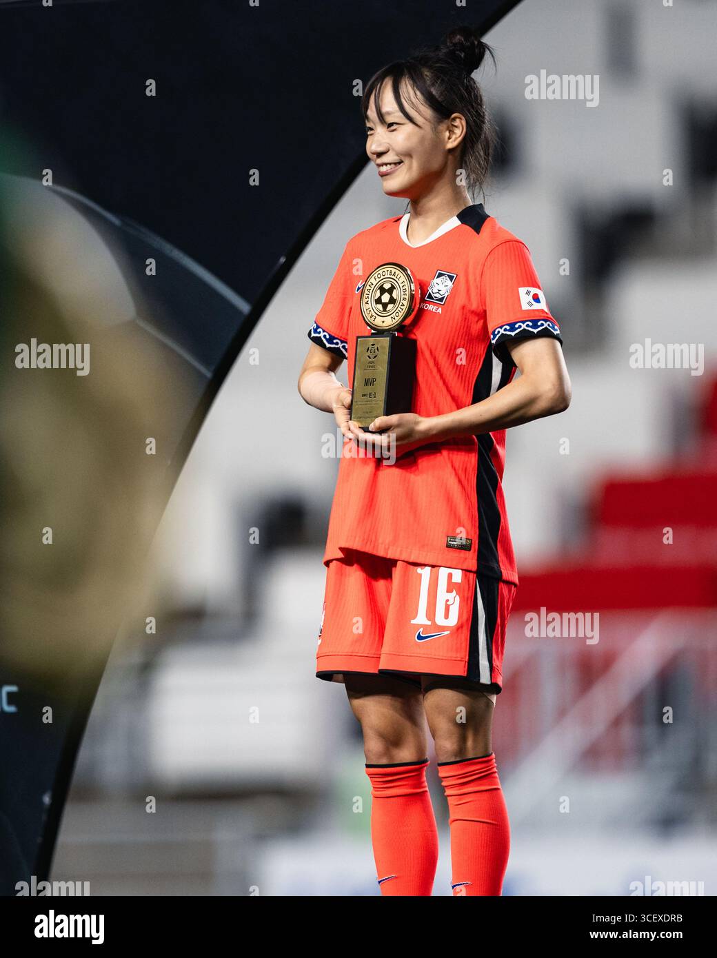 SUWON, Corea del Sud - 16 LUGLIO: Durante l'EAFF e-1 Football Championship - Corea del Sud vs Taipei cinese al Suwon World Cup Stadium il 16 luglio 2025 Foto Stock