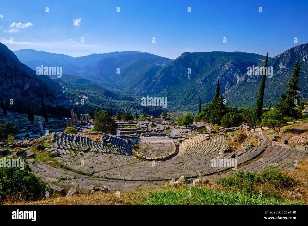 Grecia, Focide, Delfi, patrimonio dell'umanità dell'UNESCO, Santuario di Apollo, teatro Foto Stock