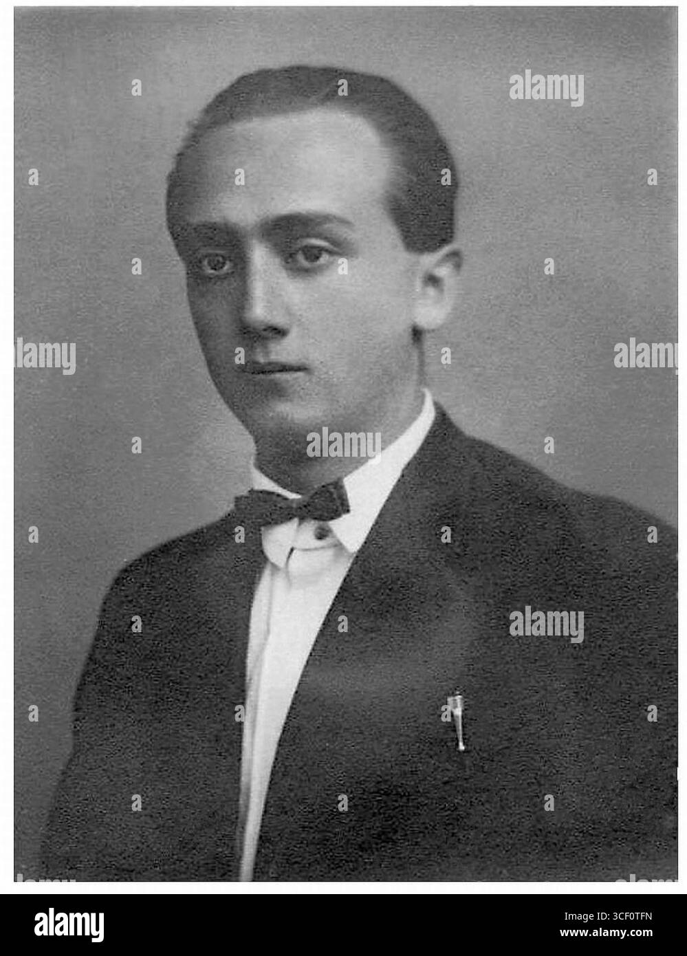 Jan Jesenský (1904–1942) è stato un professore associato presso la Facoltà di Medicina dell'Università Carlo di Praga. Fu giustiziato nel campo di concentramento di Mauthausen durante la seconda guerra mondiale ed era fratello del medico e combattente della resistenza Jirí Jesenský. Foto Stock