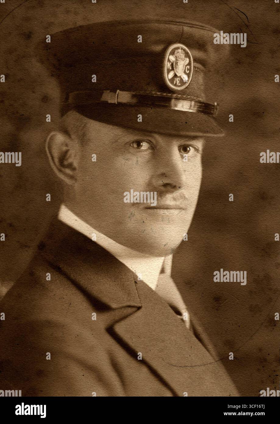 Nel 1911, il comandante tedesco del pallone aerostatico A. Stelling del Parsefall vi si schiantò tragicamente durante il viaggio verso i Paesi Bassi. Questo evento mette in evidenza i rischi associati al volo in mongolfiera. Foto Stock