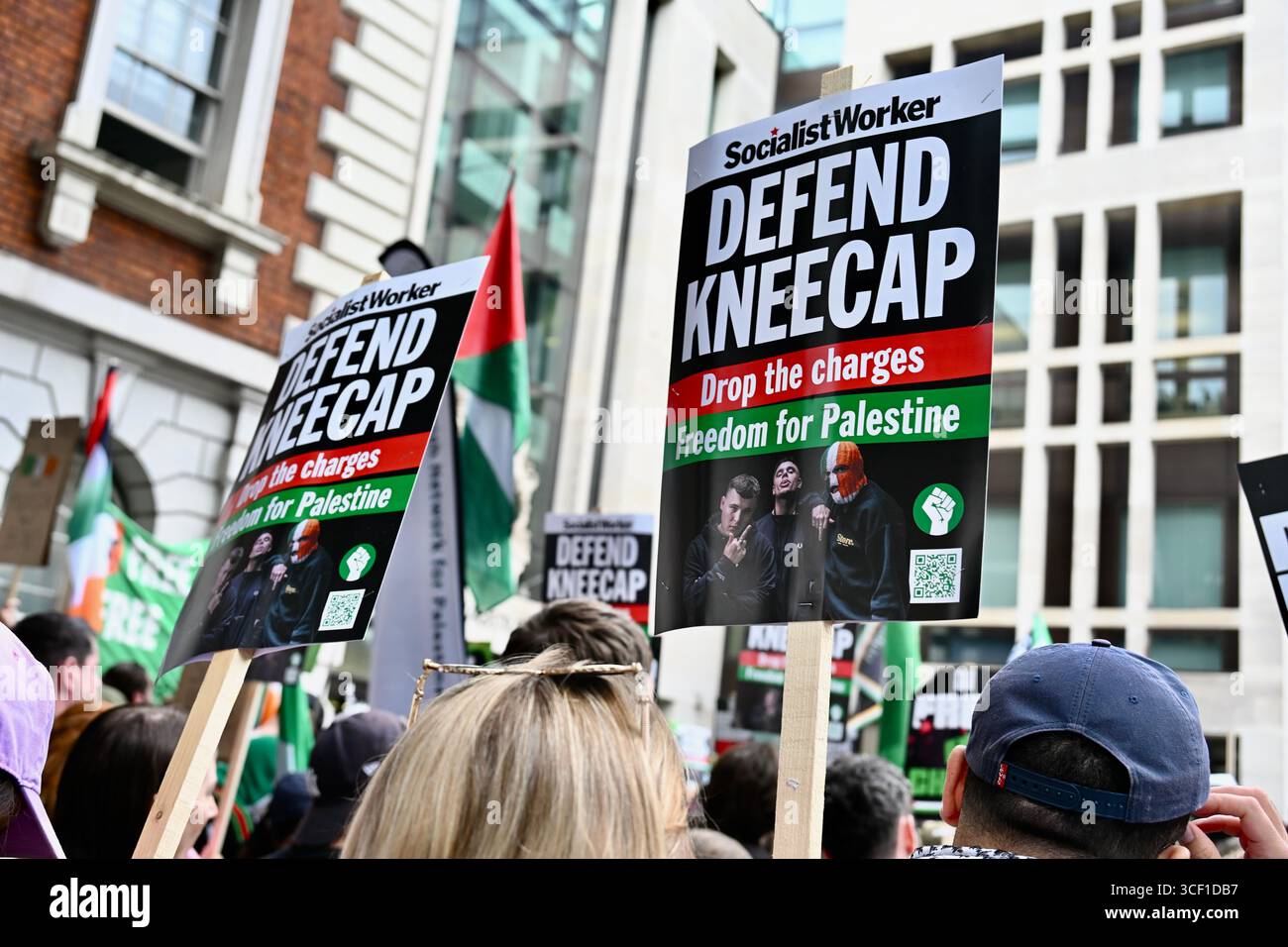 Londra, Regno Unito. Mo Chara ( Liam og o hAnnaidh) del gruppo hip hop irlandese Kneecap apparve alla Westminster Magistrates Court accusato di aver esposto una bandiera Hezbollah in un concerto a Londra. Crediti: michael melia/Alamy Live News Foto Stock