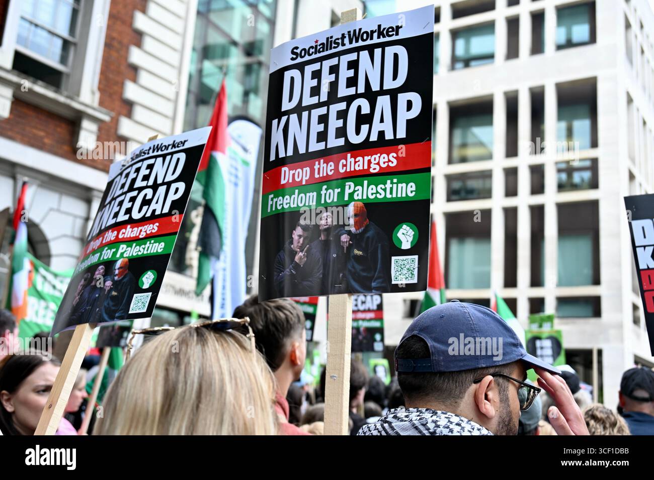 Londra, Regno Unito. Mo Chara ( Liam og o hAnnaidh) del gruppo hip hop irlandese Kneecap apparve alla Westminster Magistrates Court accusato di aver esposto una bandiera Hezbollah in un concerto a Londra. Crediti: michael melia/Alamy Live News Foto Stock