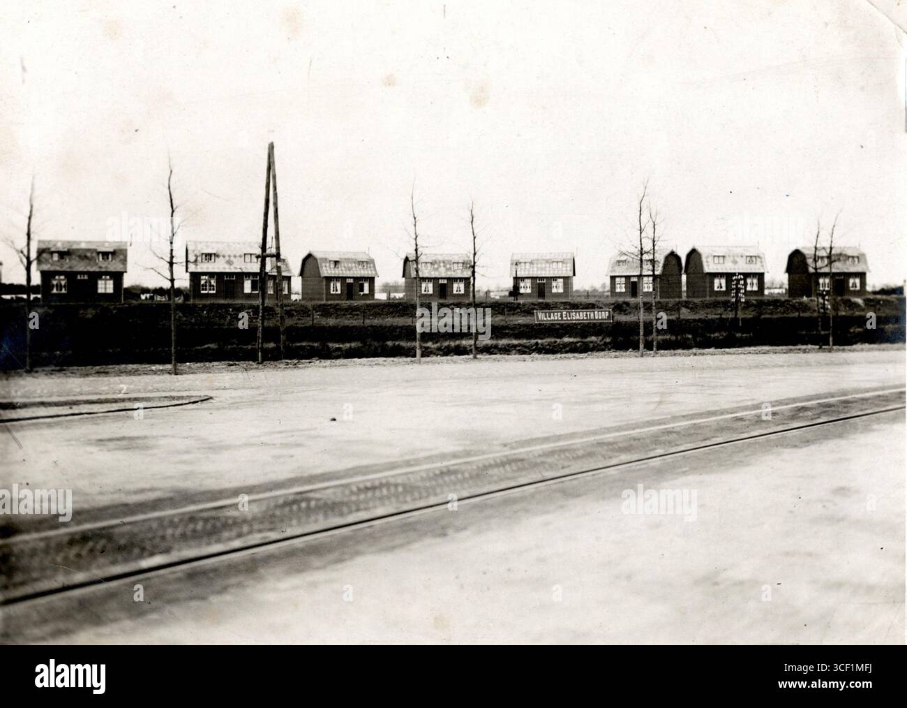 Prima guerra mondiale, Paesi Bassi, 1916. Alloggi per prigionieri di guerra nel «villaggio di Elisabeth», un insediamento belga per famiglie di soldati internati, costruito a Vlasakker vicino Amersfoort. Foto Stock