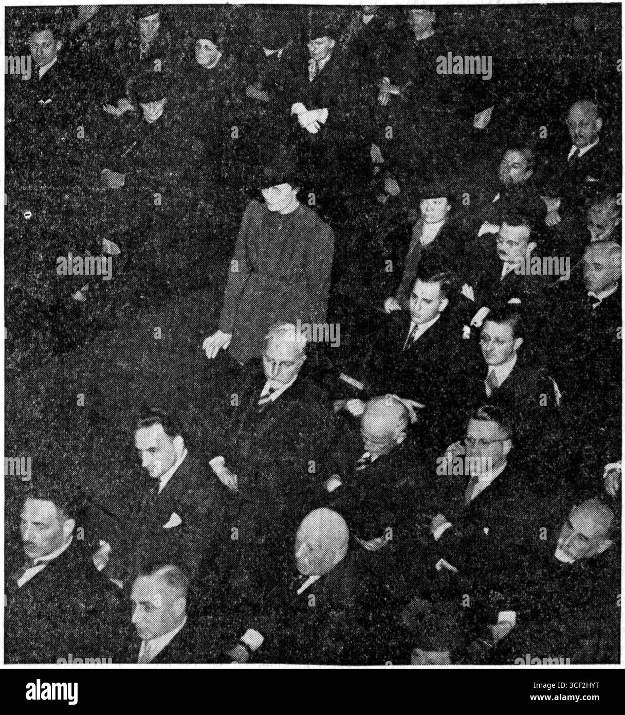 Jkvr. C. M. de Ranitz e H. L. Wolff hanno ricevuto la medaglia d'oro al Dies Natalis dell'Università di Amsterdam nel 1939. Foto Stock