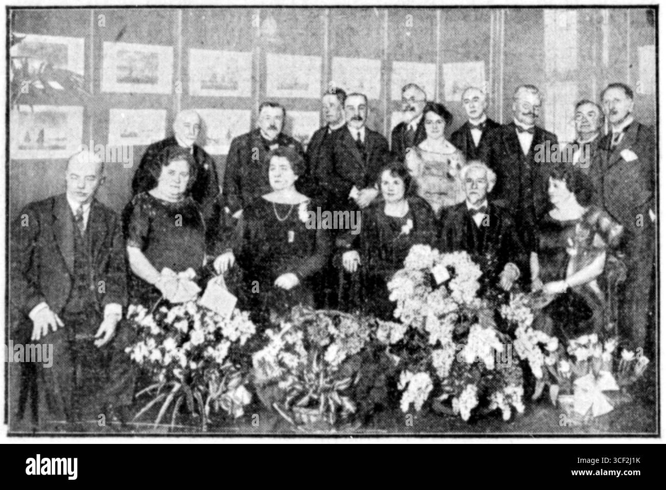 Una fotografia scattata il 25 febbraio 1925, che mostra la celebrazione e il riconoscimento di Jan Maandag, un notevole decoratore teatrale olandese. Foto Stock