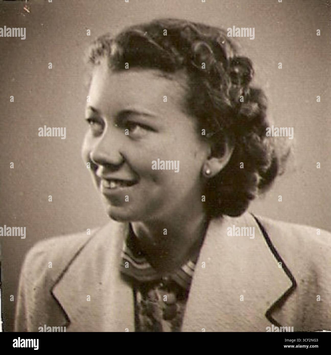 Un ritratto di ad Groenendijk, combattente della resistenza olandese nel 1941, noto per il suo ruolo coraggioso durante la seconda guerra mondiale Foto Stock