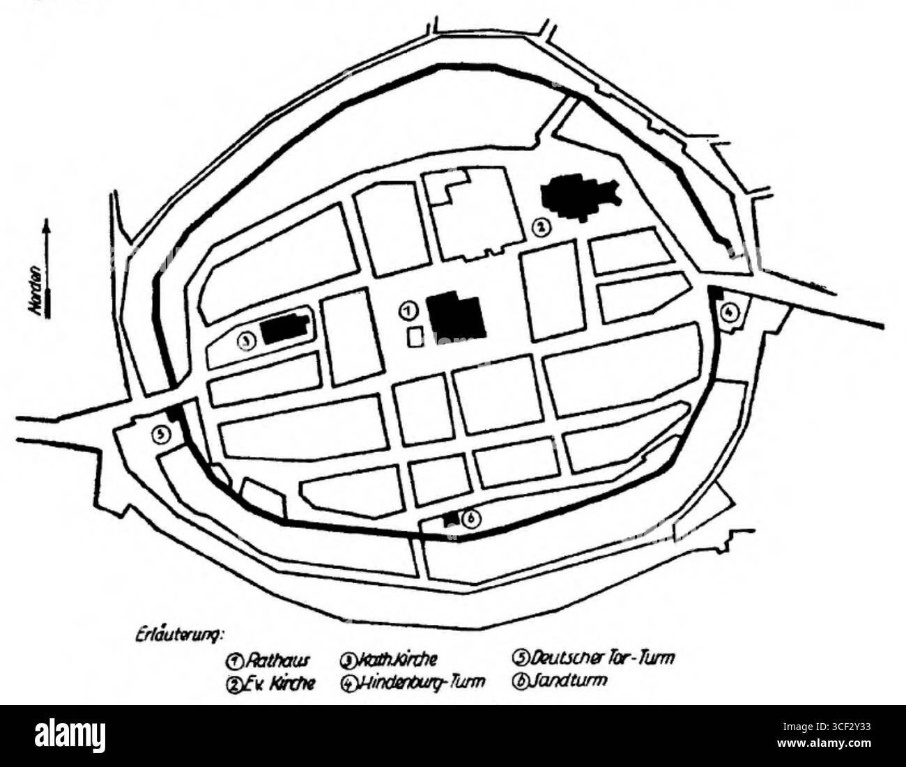 Questo piano architettonico, creato prima del 1939, mostra il layout di Byczyna. Il design offre un'istantanea della struttura iniziale della città storica e del suo sviluppo nel tempo. Foto Stock