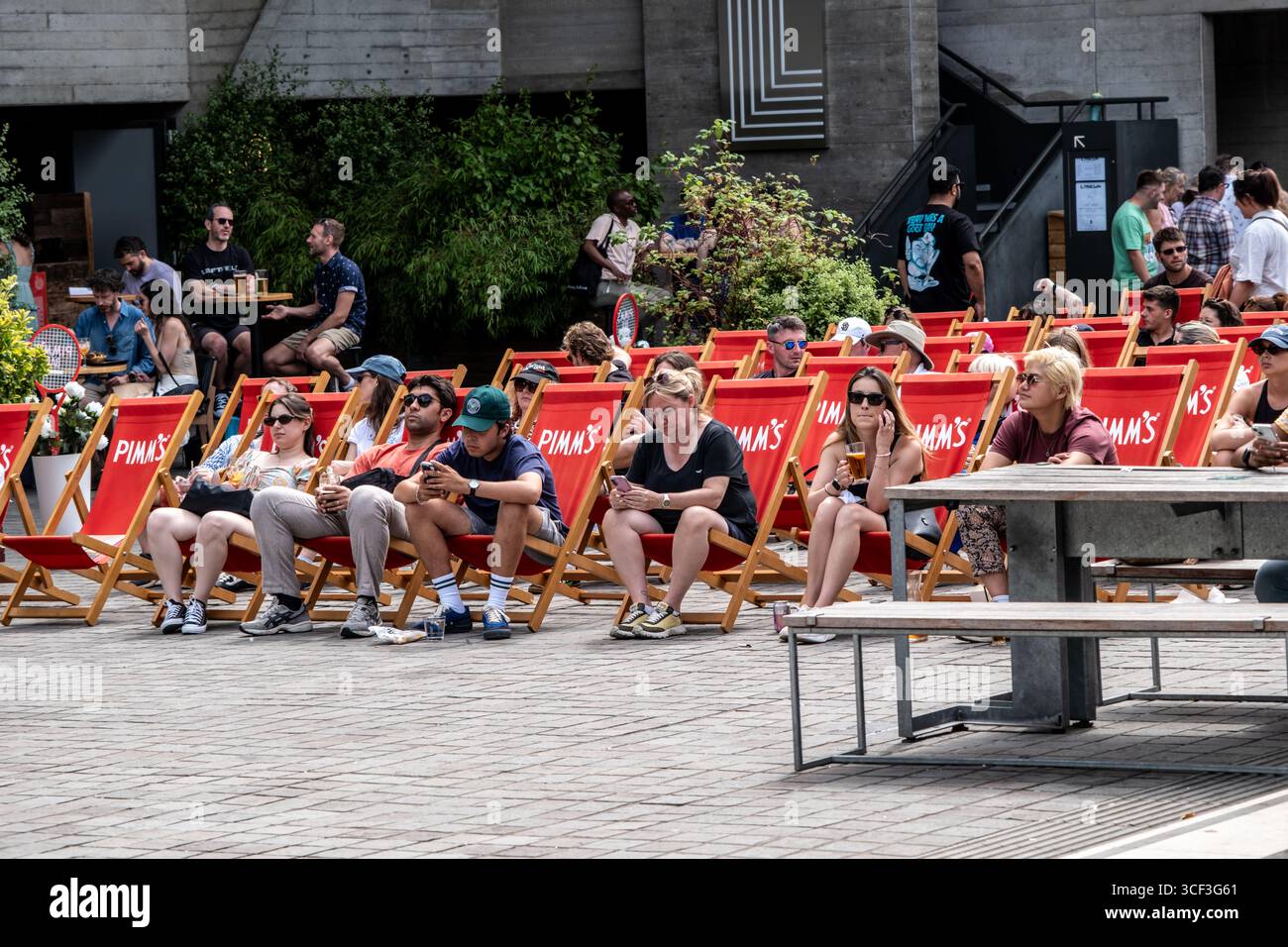 Streets of London – Urban Life e City Vibes Foto Stock