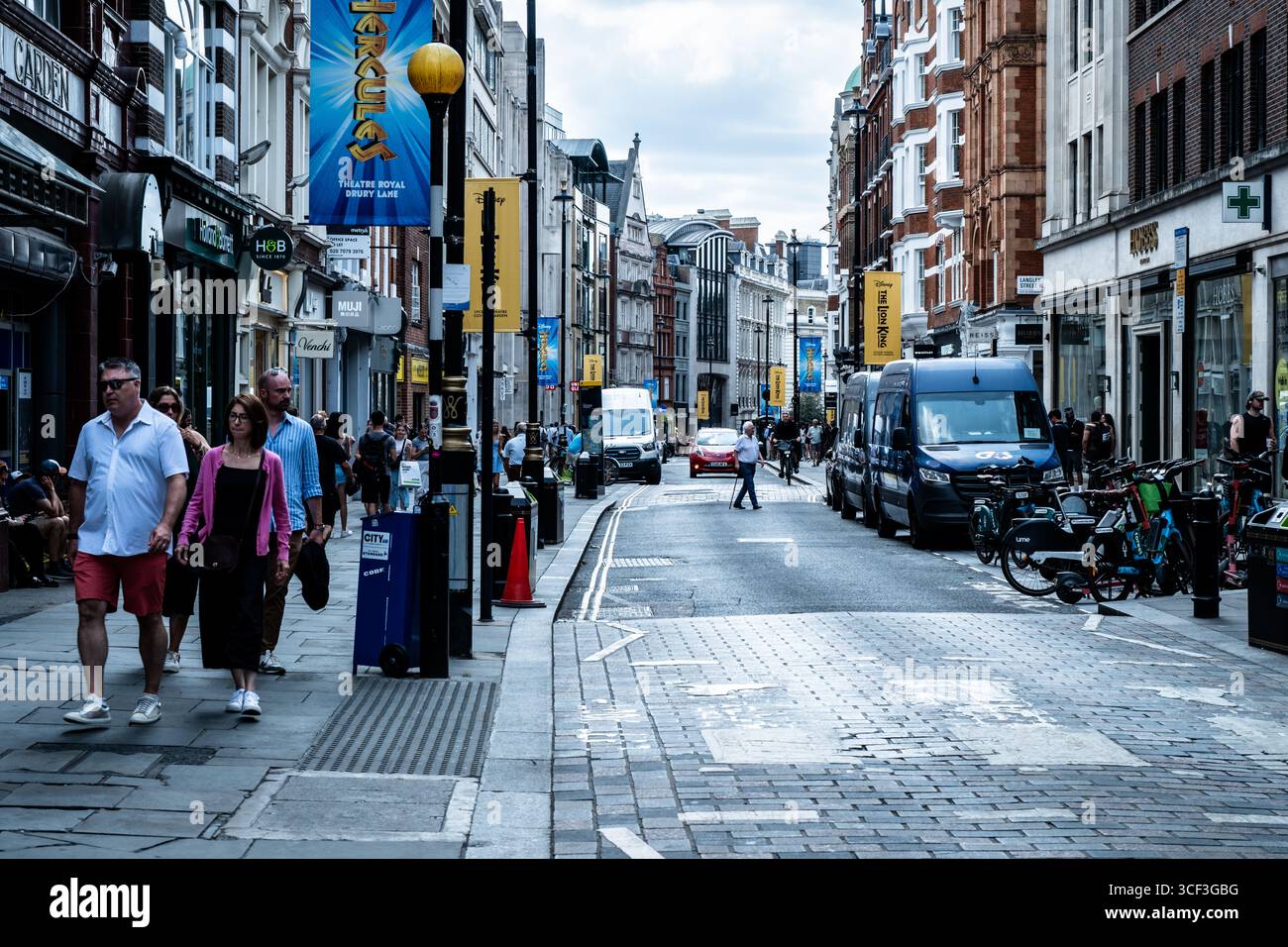 Streets of London – Urban Life e City Vibes Foto Stock