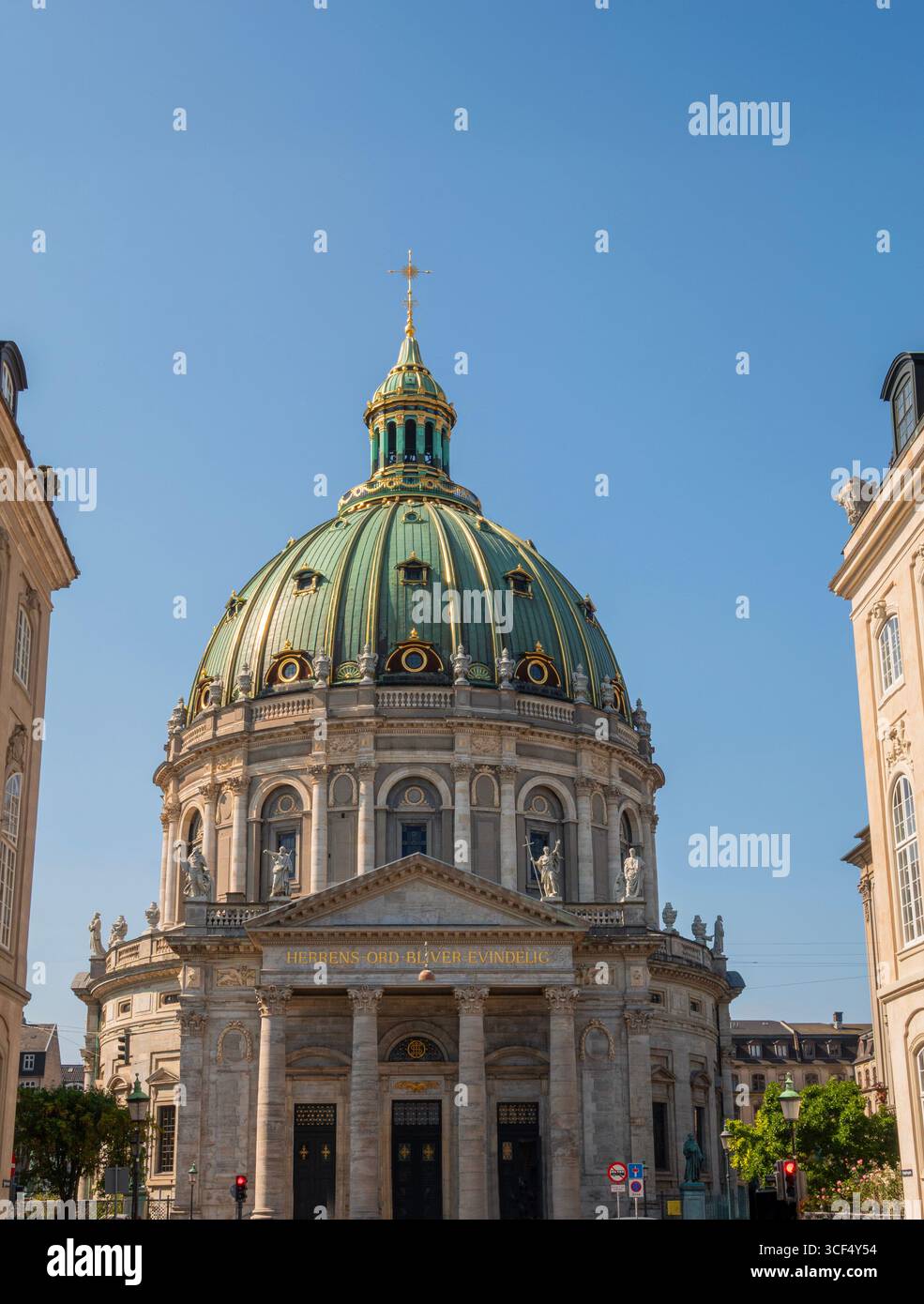 L'imponente chiesa di Frederiks, nota anche come Chiesa di marmo (danese - Marmorkirken) a Copenaghen, Danimarca. Foto Stock