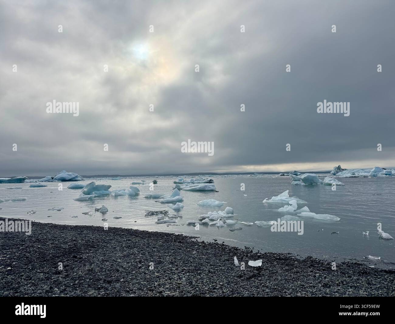 Estate nella Laguna glaciale, Islanda Foto Stock