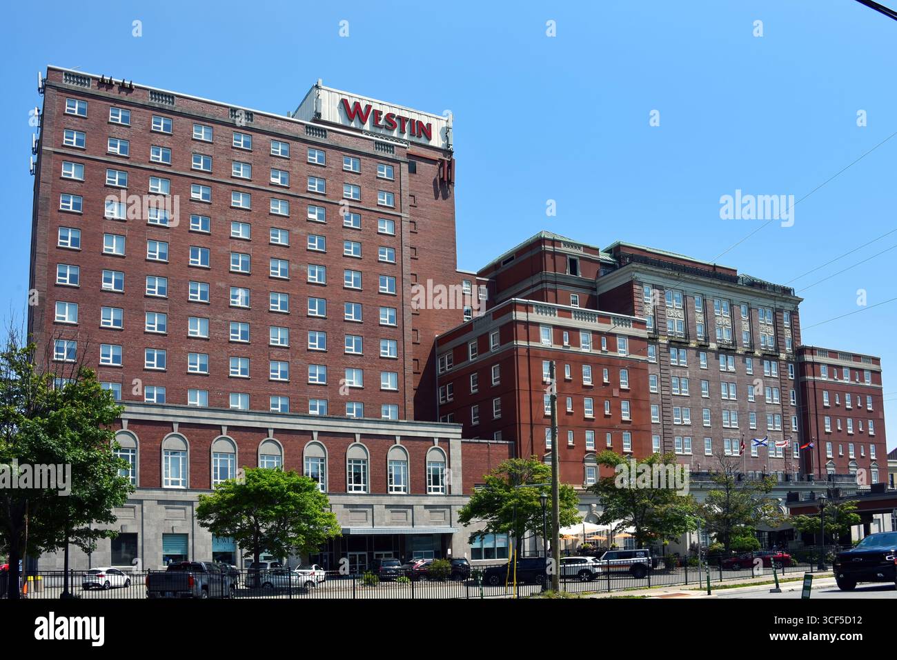 Halifax, Canada - 30 luglio 2025: Il Westin Nova Scotian Hotel è stato costruito dalle Canadian National Railways come Nova Scotian Hotel. Costruzione BE Foto Stock