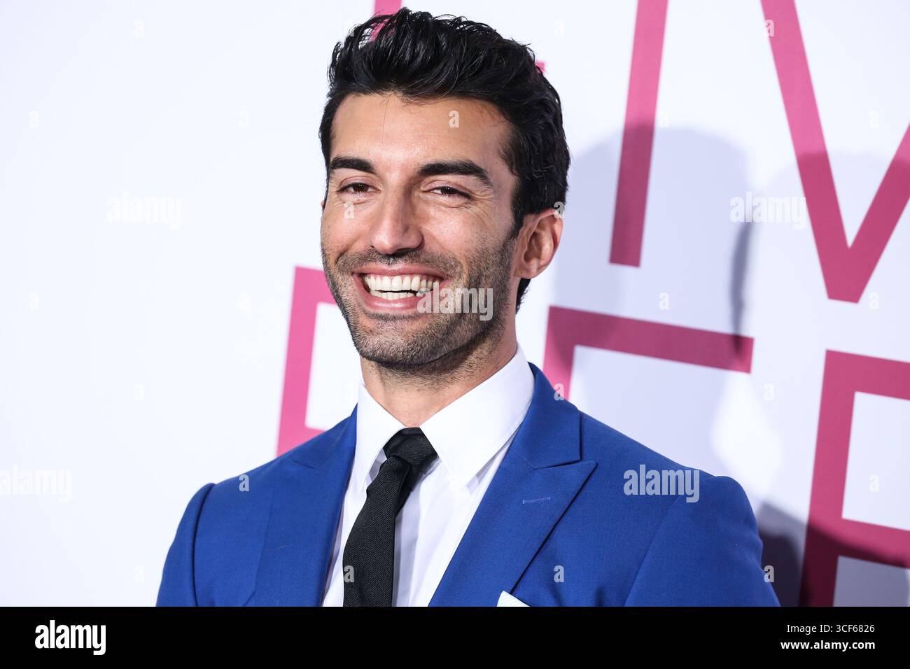 (FILE) l'attrice Isabela Ferrer accusa Justin Baldoni di "molestarla" con una richiesta di citazione. WESTWOOD, LOS ANGELES, CALIFORNIA, Stati Uniti - 07 MARZO: L'attore e regista americano Justin Baldoni arriva alla prima di Los Angeles di "Five Feet Apart" di Lionsgate tenutasi al Fox Bruin Theatre il 7 marzo 2019 a Westwood, Los Angeles, California, Stati Uniti. (Foto di Xavier Collin/Image Press Agency) Foto Stock