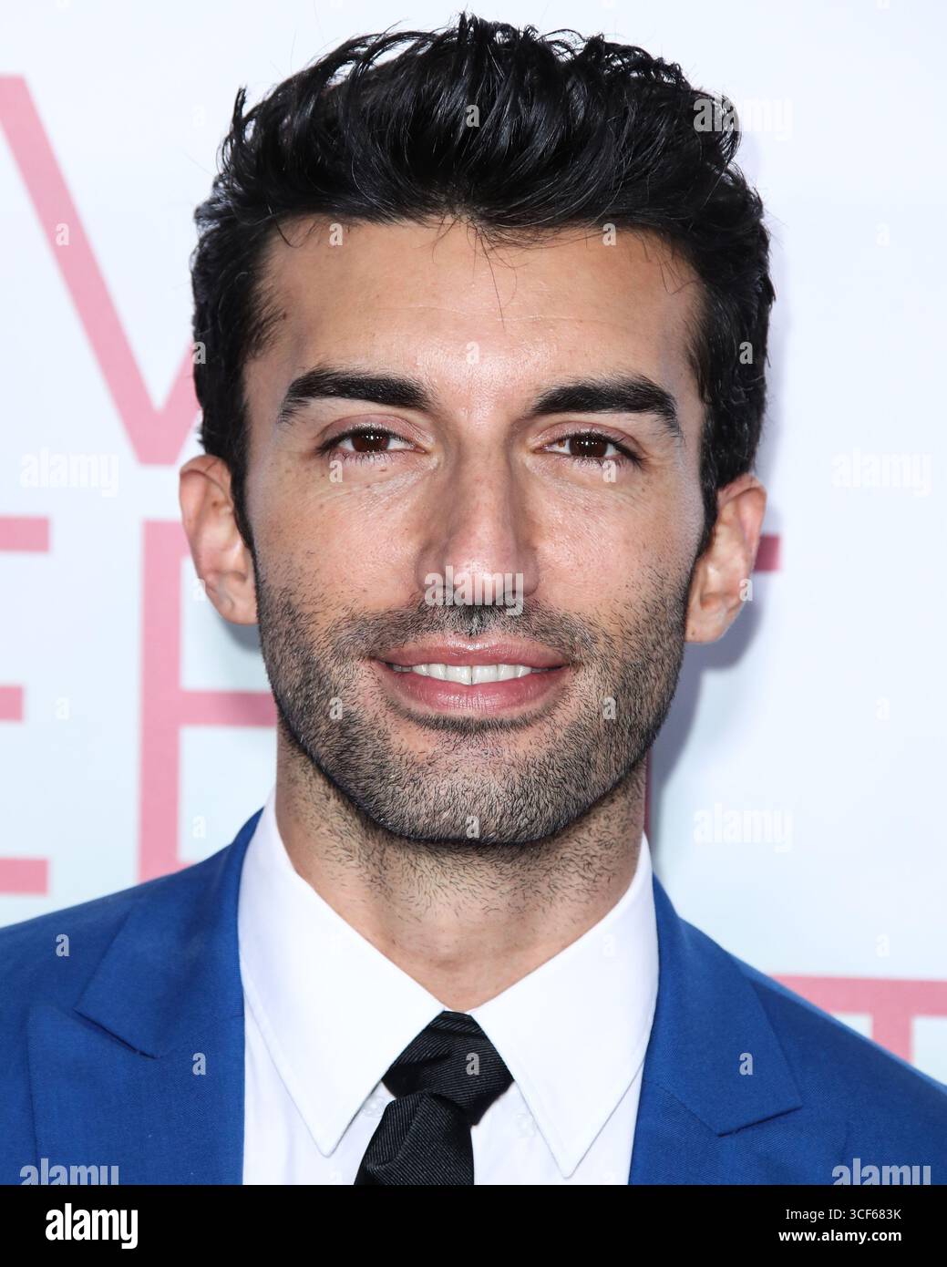 (FILE) l'attrice Isabela Ferrer accusa Justin Baldoni di "molestarla" con una richiesta di citazione. WESTWOOD, LOS ANGELES, CALIFORNIA, Stati Uniti - 07 MARZO: L'attore e regista americano Justin Baldoni arriva alla prima di Los Angeles di "Five Feet Apart" di Lionsgate tenutasi al Fox Bruin Theatre il 7 marzo 2019 a Westwood, Los Angeles, California, Stati Uniti. (Foto di Xavier Collin/Image Press Agency) Foto Stock