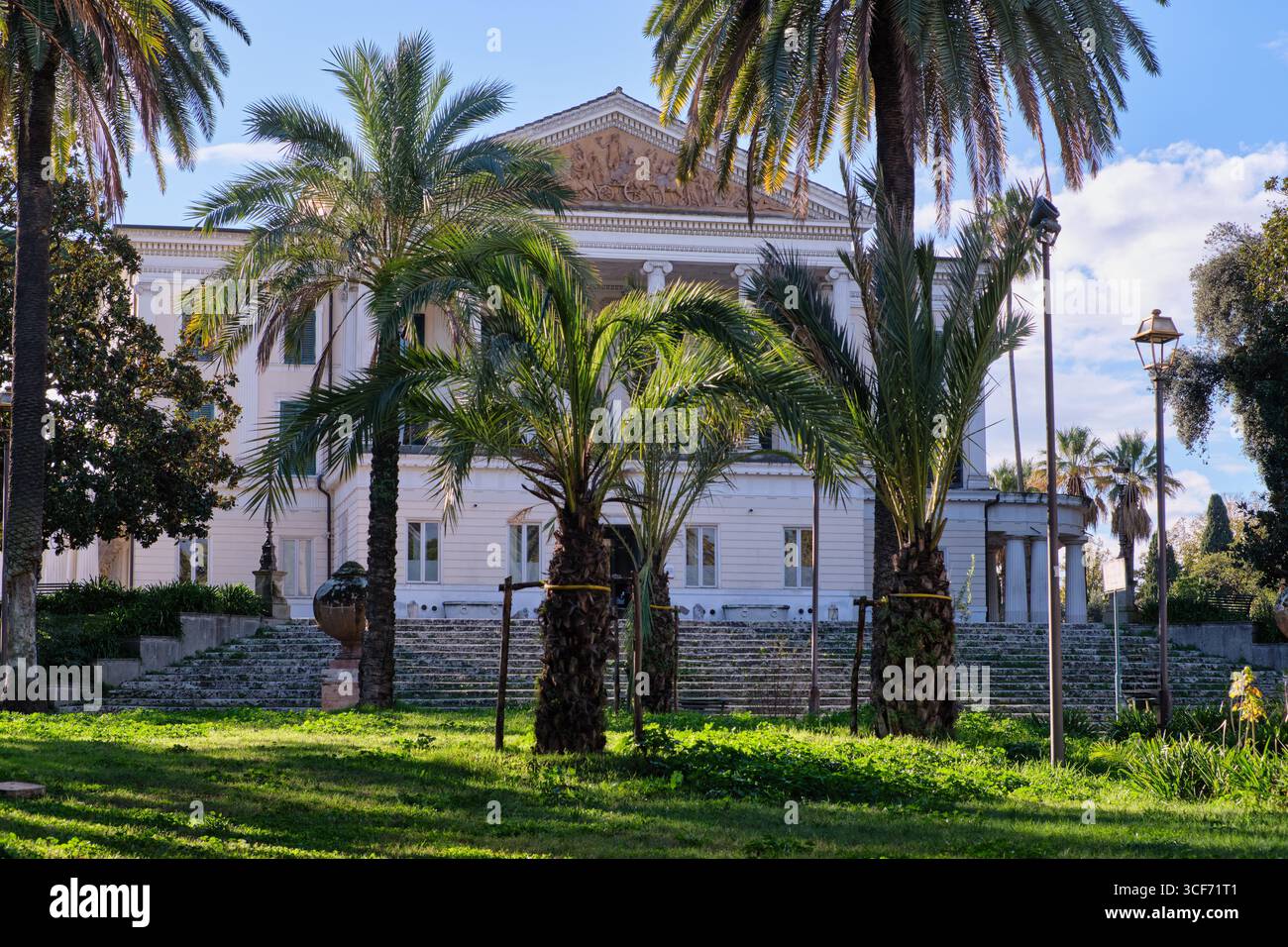 Parco cittadino di Villa Torlonia a Roma, Italia Foto Stock