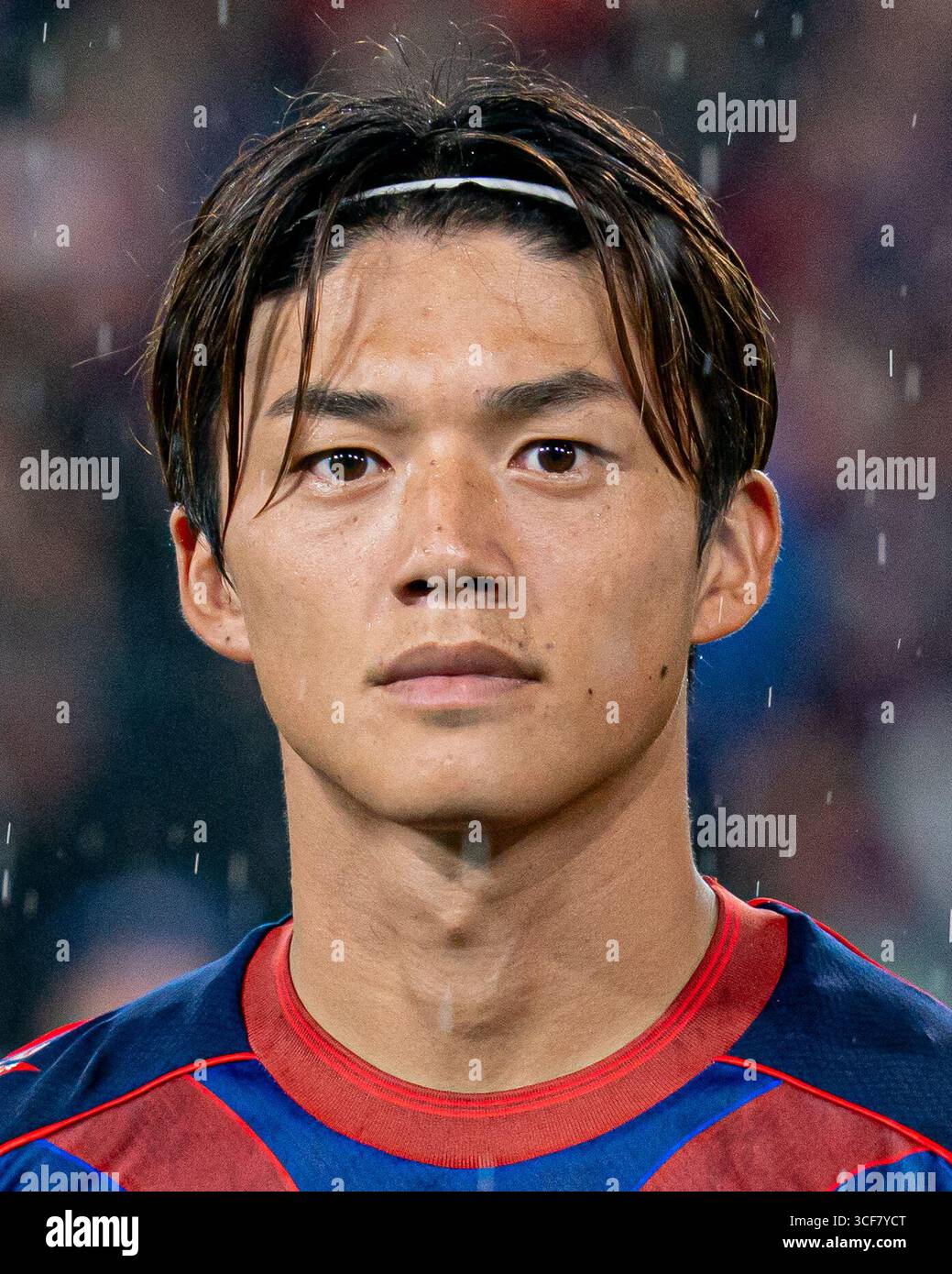Basilea, Svizzera. 20 agosto 2025. Basilea, Svizzera, 20 agosto 2025 Keigo Tsunemoto (6 FC Basilea 1893) durante la partita Play-off di UEFA Champions League tra FC Basilea 1893 e F.C. Copenhagen al St. Jakob Park di Basilea, Svizzera. (Priscila Bütler/SPP) credito: SPP Sport Press Photo. /Alamy Live News Foto Stock