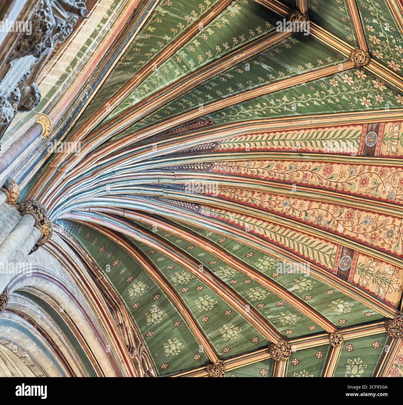 Volta dipinta nella cattedrale medievale di Ely, Inghilterra. Foto Stock