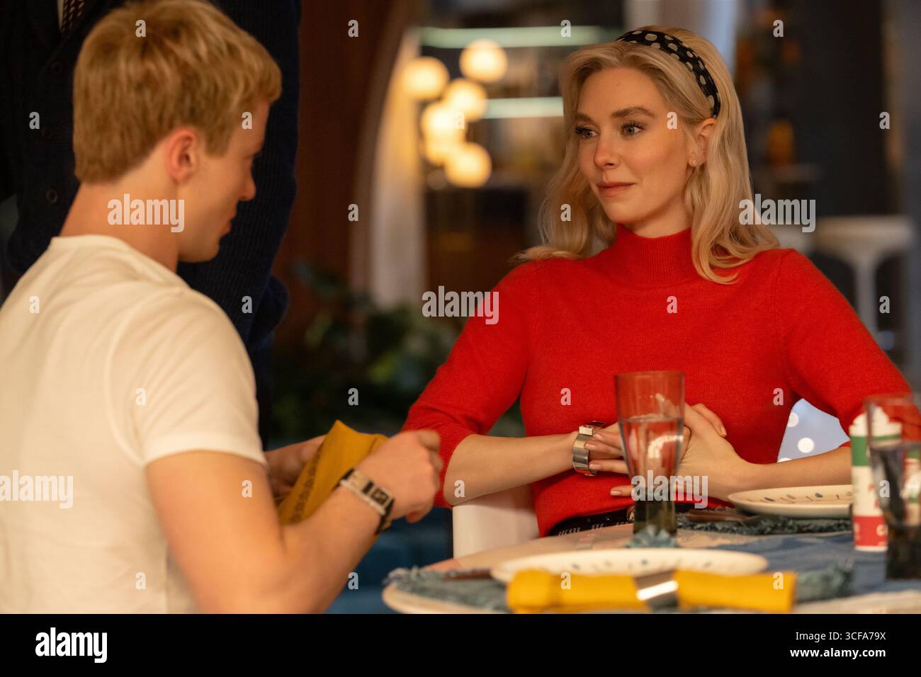 The Fantastic Four: First Steps (2025) The Fantastic Four (2025) Joseph Quinn nel ruolo di Johnny Storm/Human Torch Vanessa Kirby nel ruolo di sue Storm/Invisible Woman Foto Stock