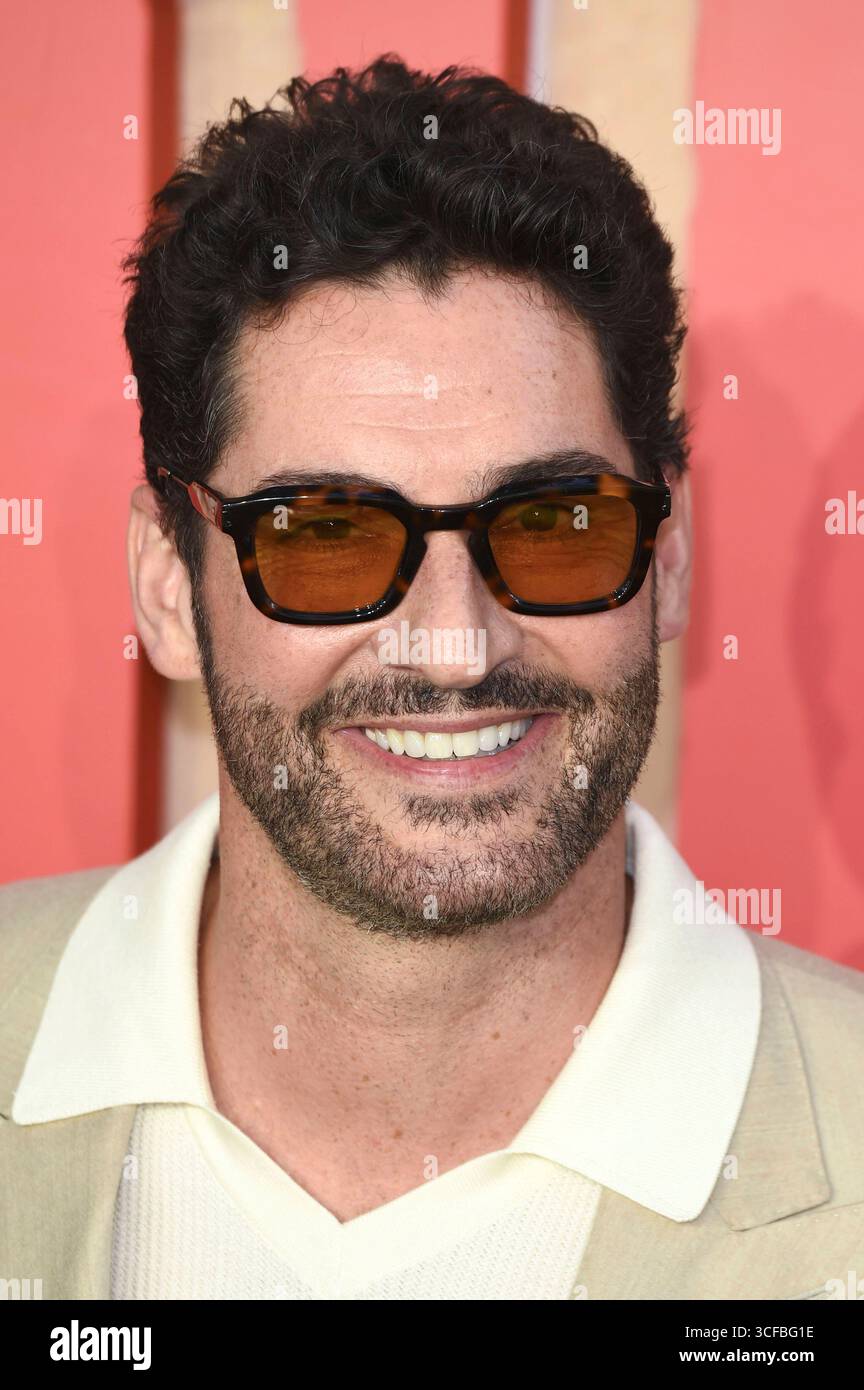 Tom Ellis bei der Premiere des Netflix Films The Thursday Murder Club im Cineworld Leicester Square. Londra, 21.08.2025 *** Tom Ellis alla prima del film Netflix The Thursday Murder Club al Cineworld Leicester Square Londra, 21 08 2025 foto:XS.xVasx/xFuturexImagex thursday 5863 Foto Stock