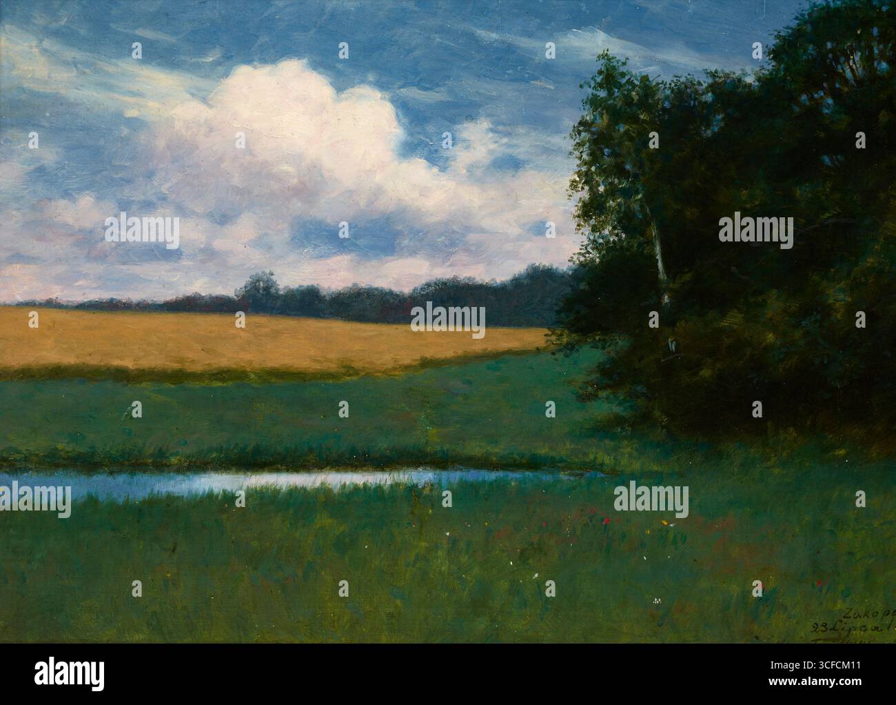 Crepuscolo, 23 luglio 1898. Il dipinto raffigura la natura dell'eventide quando la luminosità del giorno lascia il posto all'oscurità che viene. Campi e prati aperti sono racchiusi sul lato destro della composizione dalla parete scura di un bosco, che si estende verso l'orizzonte in leggera curva. La striscia che cade nel crepuscolo della foresta verde scuro è "tagliata" al centro dalla superficie liscia dell'acqua; contrasta con il giallo scuro del campo sullo sfondo. La composizione statica è animata dal cielo con le sue nuvole che si formano rapidamente. Aleksandra Krypczyk-De barra Foto Stock