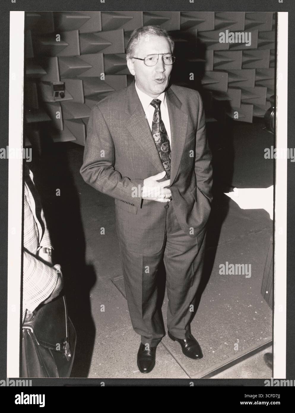 Portrait des Ford-Managers Albert Caspers (*27.02.1933 / +06.02.2015) - Caspers War Vorsitzender von Ford Europa und Präsident des Fußballvereins 1. FC Köln (04.12.1997 bis 06.2004) und zuletzt bis Ende 2008 Aufsichtsratsvorsitzender der Ford-Werke GmbH. - Foto vom 19.09.1994 Foto Stock