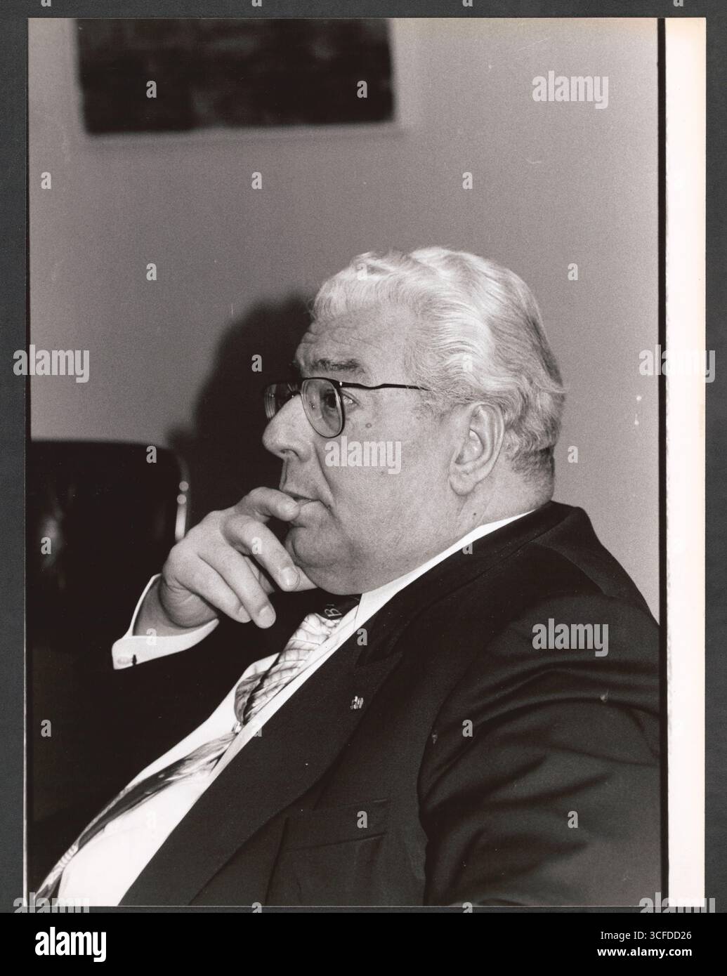 Köln - Portrait des SPD-Politikers Norbert Burger - Norbert Burger (* 24. Novembre 1932 a Köln | † 16. Mai 2012 ebenda) War ein deutscher Politiker (SPD) und von 1980 bis 1999 Oberbürgermeister der Stadt Köln - foto vom 02.11.1992 Foto Stock