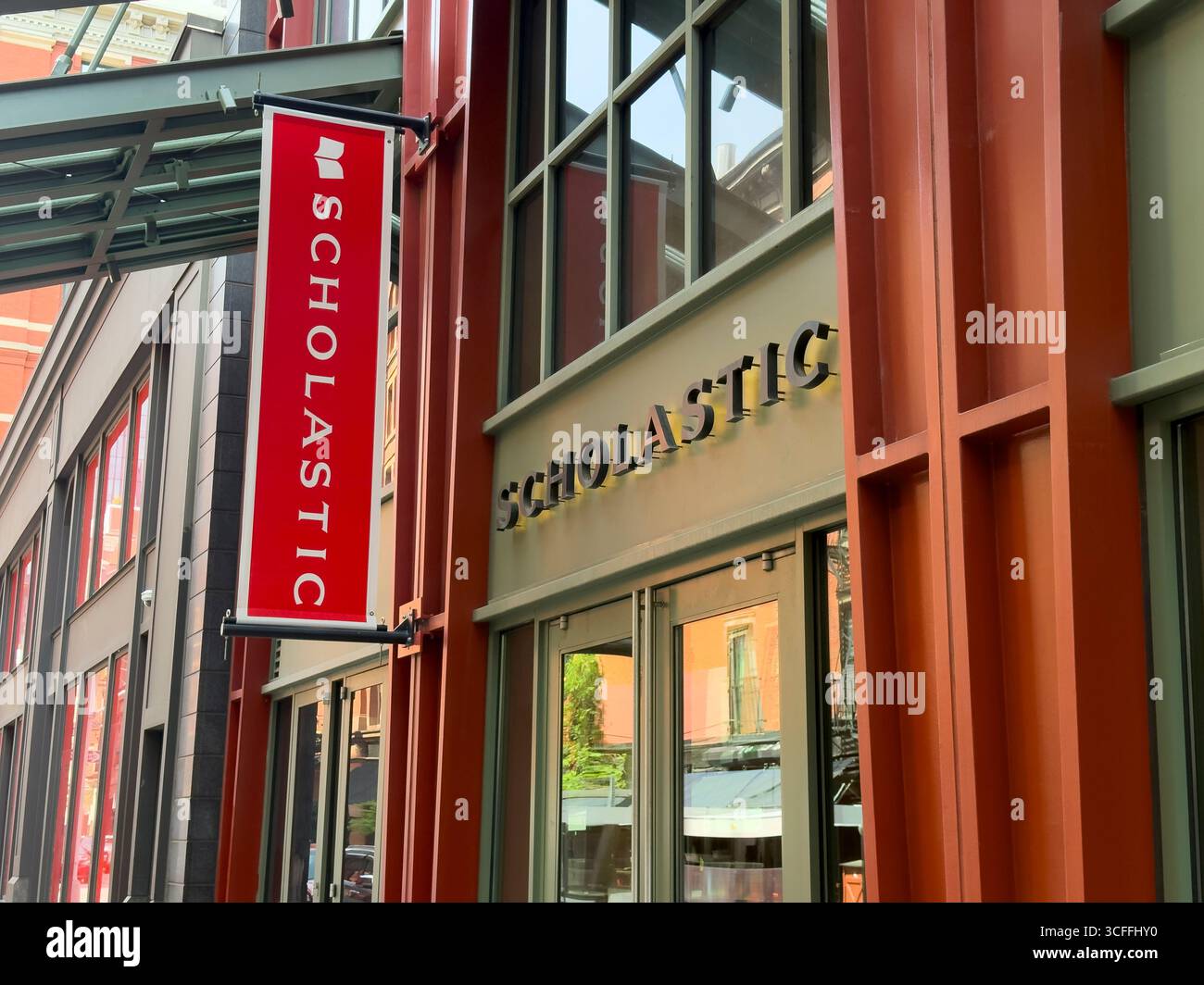 Scholastic, esterno dell'edificio, 557 Broadway, Soho, Manhattan, New York, New York, Stati Uniti Foto Stock
