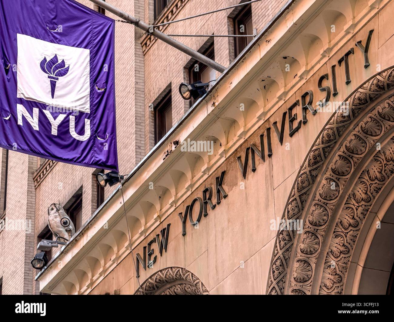 New York University, Henry Kaufman Management Center, dettagli esterni dell'edificio, Greenwich Village, Manhattan, New York City, New York, Stati Uniti Foto Stock
