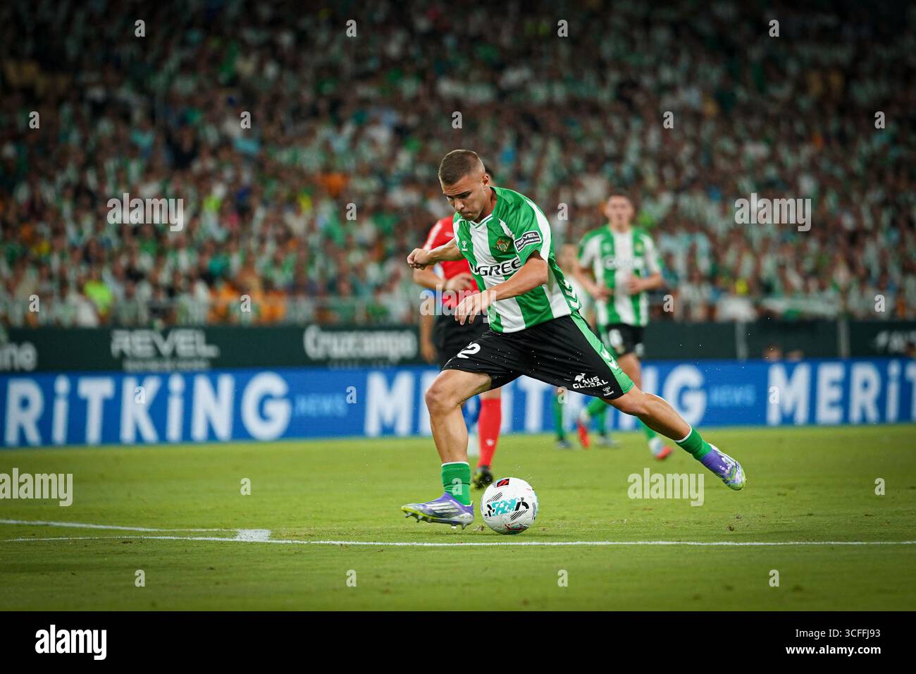Siviglia, Spagna. 22 agosto 2025. Pablo Garcia (Real Betis) durante la partita della Liga tra Real Betis e Deportivo Alaves, allo stadio la Cartuja. Crediti: Fernando Vazquez / Alamy Live News Foto Stock