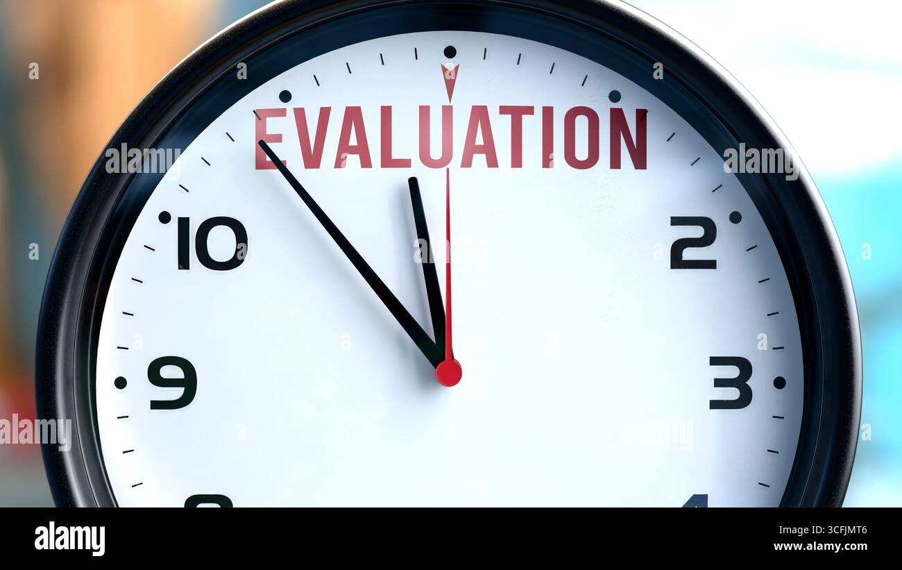 Una valutazione che si svolgerà presto, è imminente. Valutazione in arrivo, in avvicinamento nel prossimo futuro. Valutazione quasi qui. Foto Stock