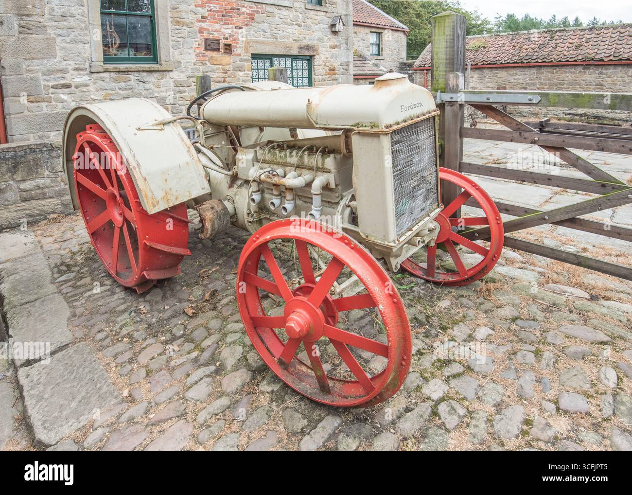 Vintage Fordson Model F forse 1919-ish?, visto al Beamish Museum, Northumberland Foto Stock