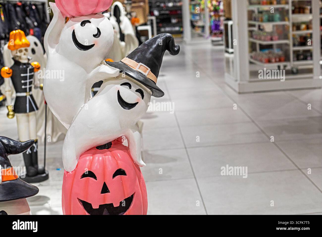 teschio simpatiche zucche e fantasmi per halloween Foto Stock