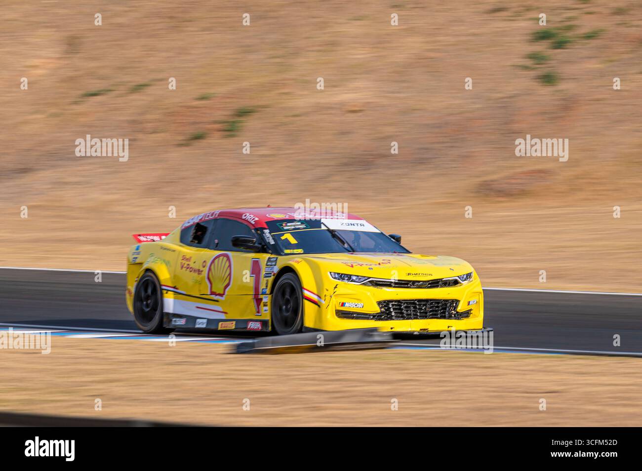 MOGI GUACU, SP - 23.08.2025: SEXTA ETAPA NASCAR BRASIL - Ricardo Zonta nella 6a tappa della Nascar Brasile sul circuito di Velocittá a Mogi-Guaçú (SP) questo sabato (23). (Foto: Fabio Leoni/Fotoarena) Foto Stock