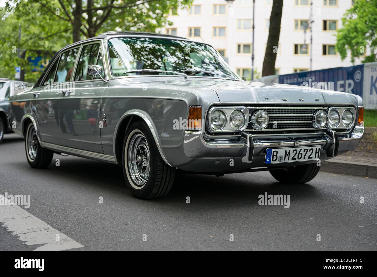 BERLINO - 10 MAGGIO 2025: La Ford Taunus P7, auto familiare di medie dimensioni, 1967-1968. Classic Days Berlin. Foto Stock