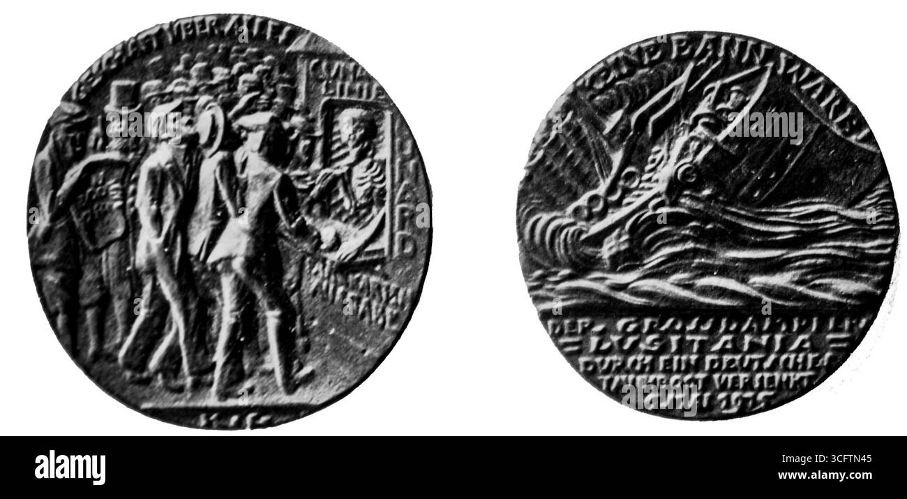 Immagine da l'Illustration (13 maggio 1916) che mostra la controversa medaglia commemorativa tedesca emessa dopo l'affondamento della RMS Lusitania nel 1915. La medaglia, satirica nel design, raffigurava i passeggeri che acquistavano i biglietti presso un banco Cunard e simboleggiava la propaganda tedesca a seguito della tragedia. La sua questione provocò indignazione tra le nazioni alleate, diventando un simbolo della propaganda in tempo di guerra e degli orrori della guerra sottomarina nella prima guerra mondiale Foto Stock