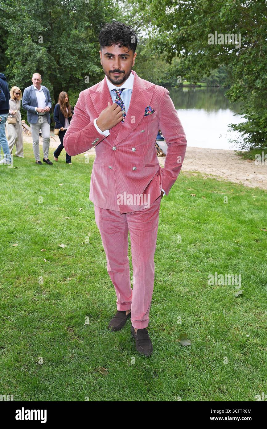 Amir Hosseiny beim AUDI ASCOT RENNTAG 2025 auf der Galopprennbahn Neue Bult ad Hannover AM 24.08.2025 *** Amir Hosseiny all'AUDI ASCOT RENNTAG 2025 all'ippodromo Neue Bult di Hannover il 24 08 2025 Foto Stock