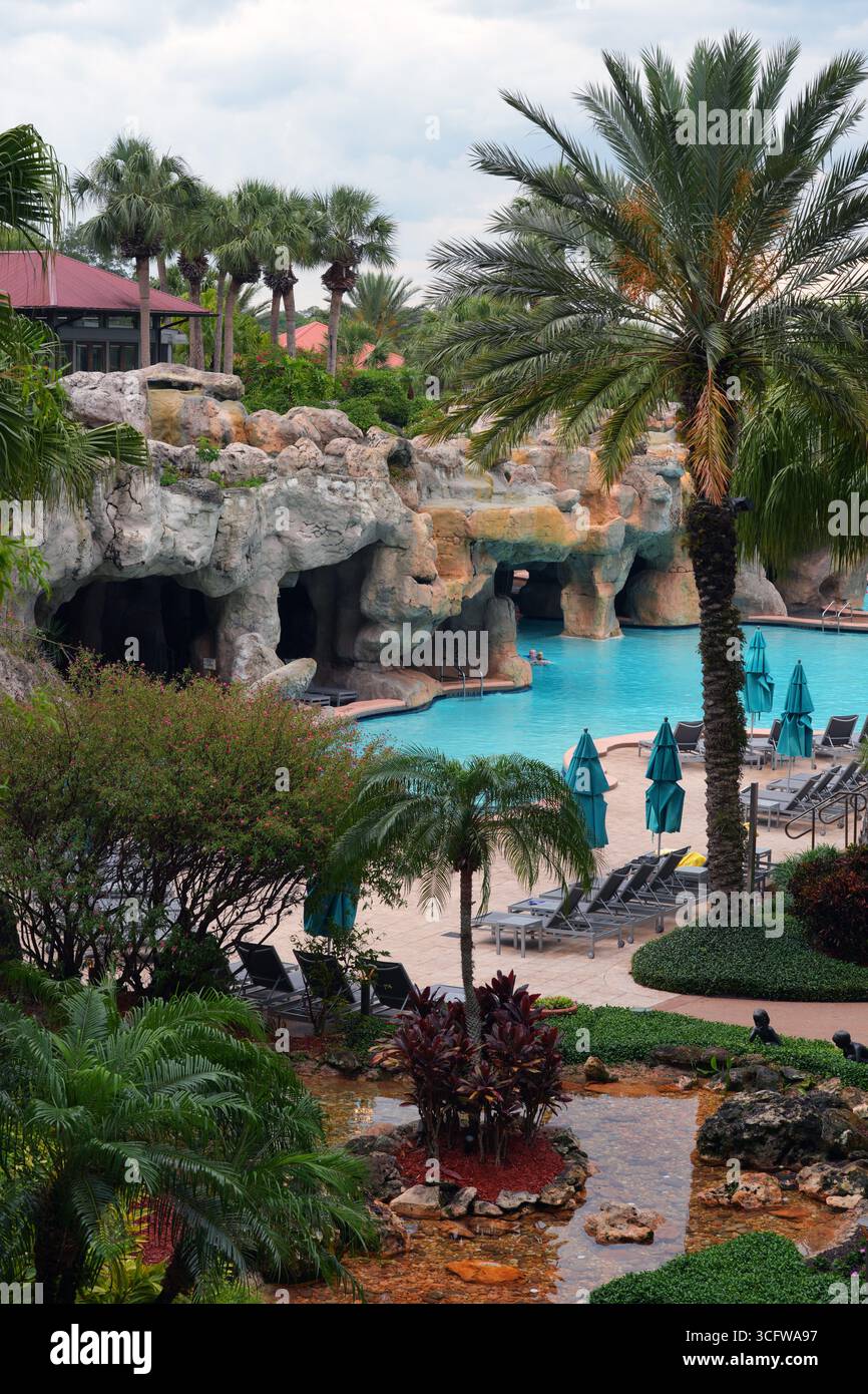 ORLANDO, Florida - 10 MAGGIO 2025 - Vista dell'Hyatt Regency Grand Cypress Resort, un hotel simbolo vicino ai parchi divertimenti di Orlando nel Lago Buena Vista ar Foto Stock